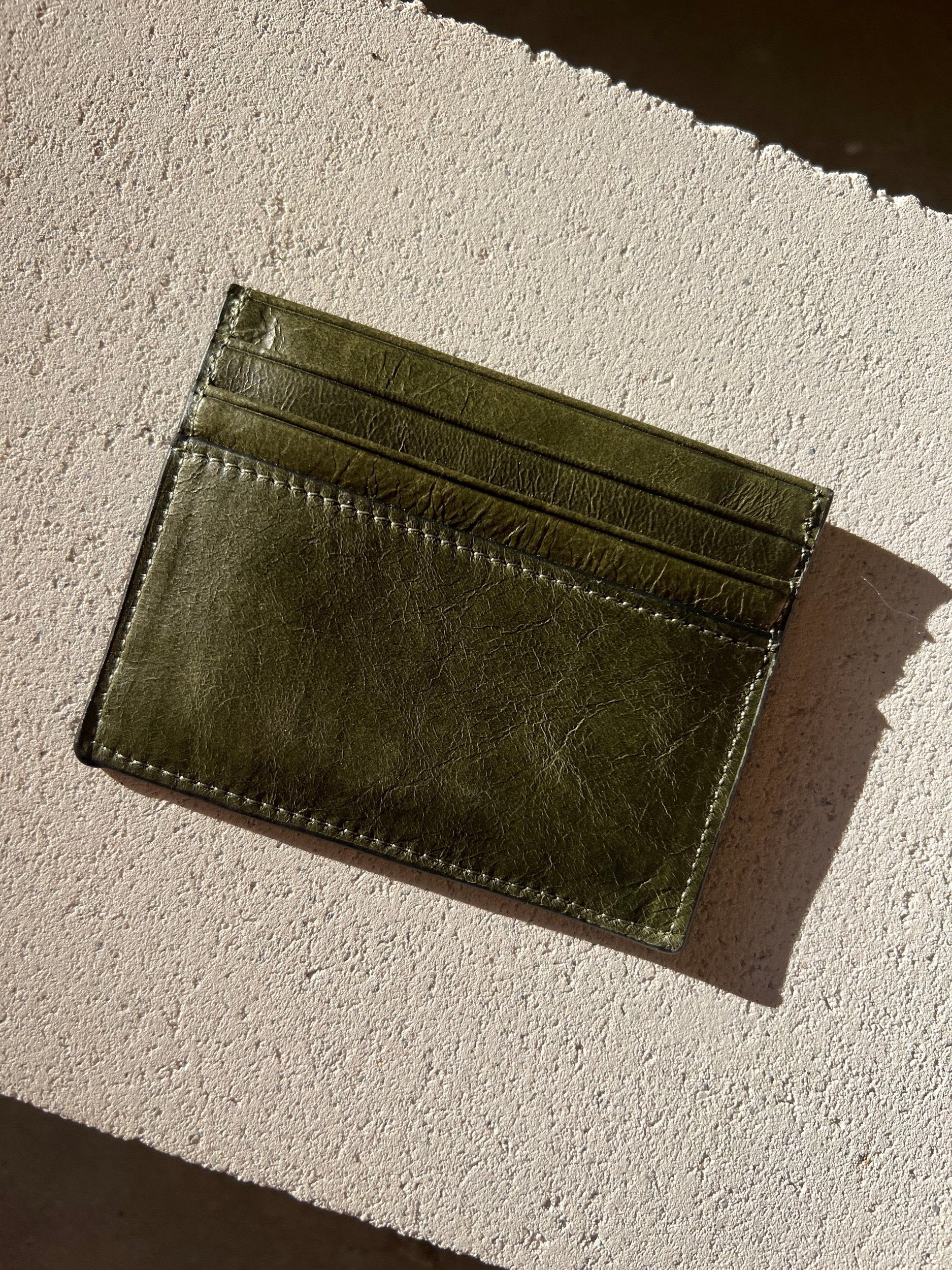 Friday Verve Cardholder in Olive