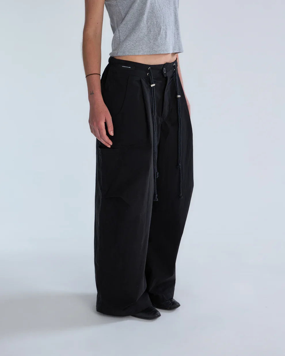Monroe Juno Pants in Black