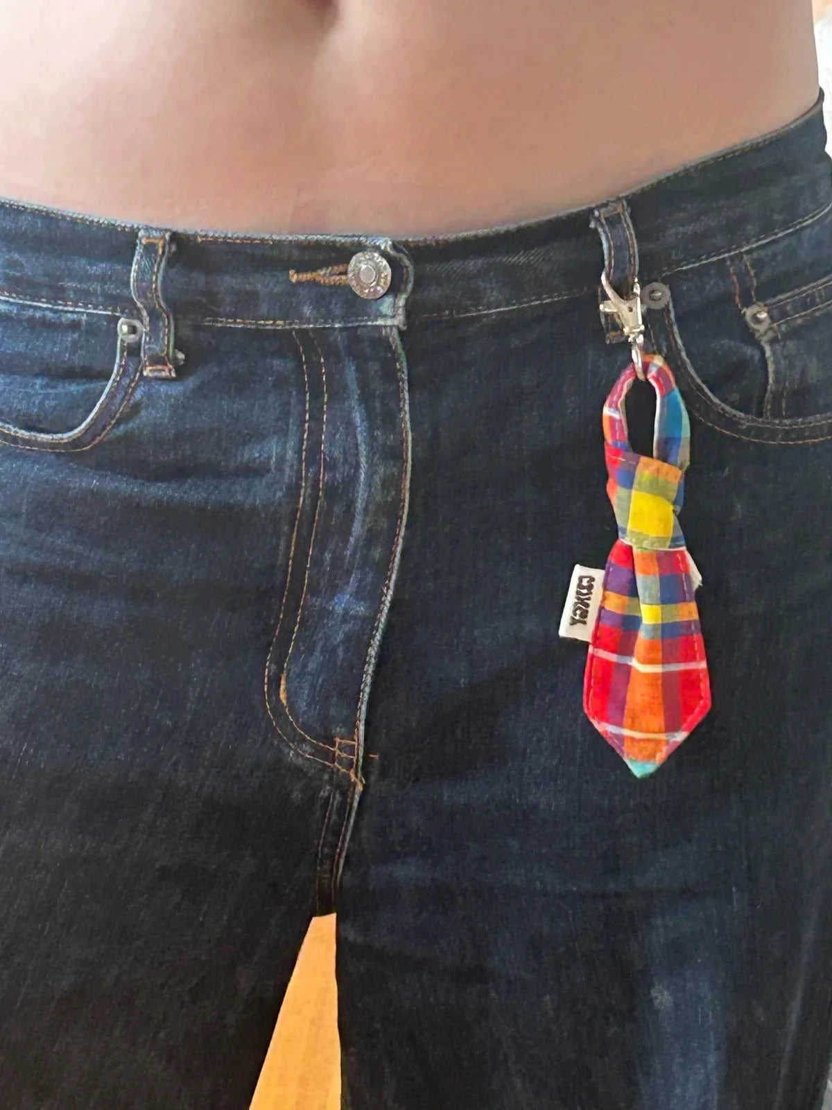 Clingy Junior Tie Keychain