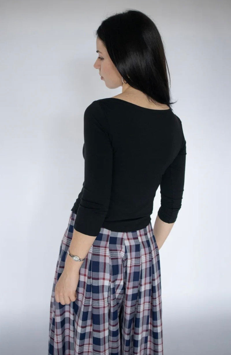 Obelia's Frenchie 3/4 Top - Black