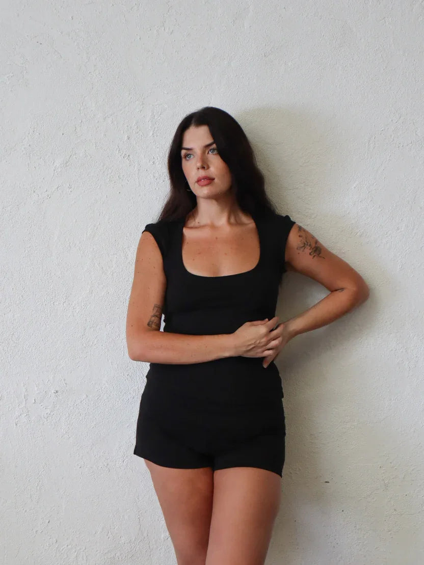 Obelia's Lola Shorts in Black