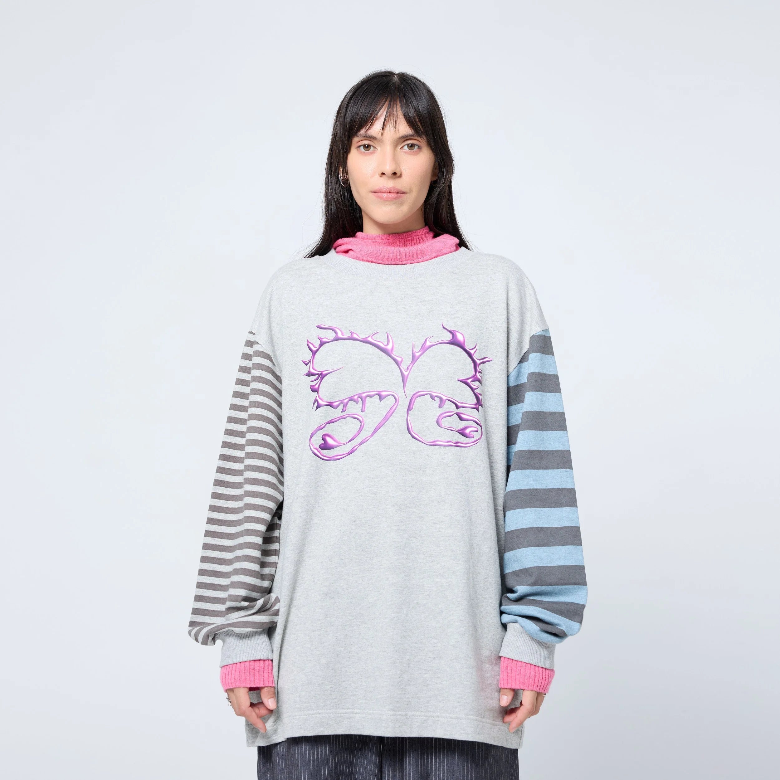 Arthur Long Sleeve T-Shirt in Concrete (L/XL)