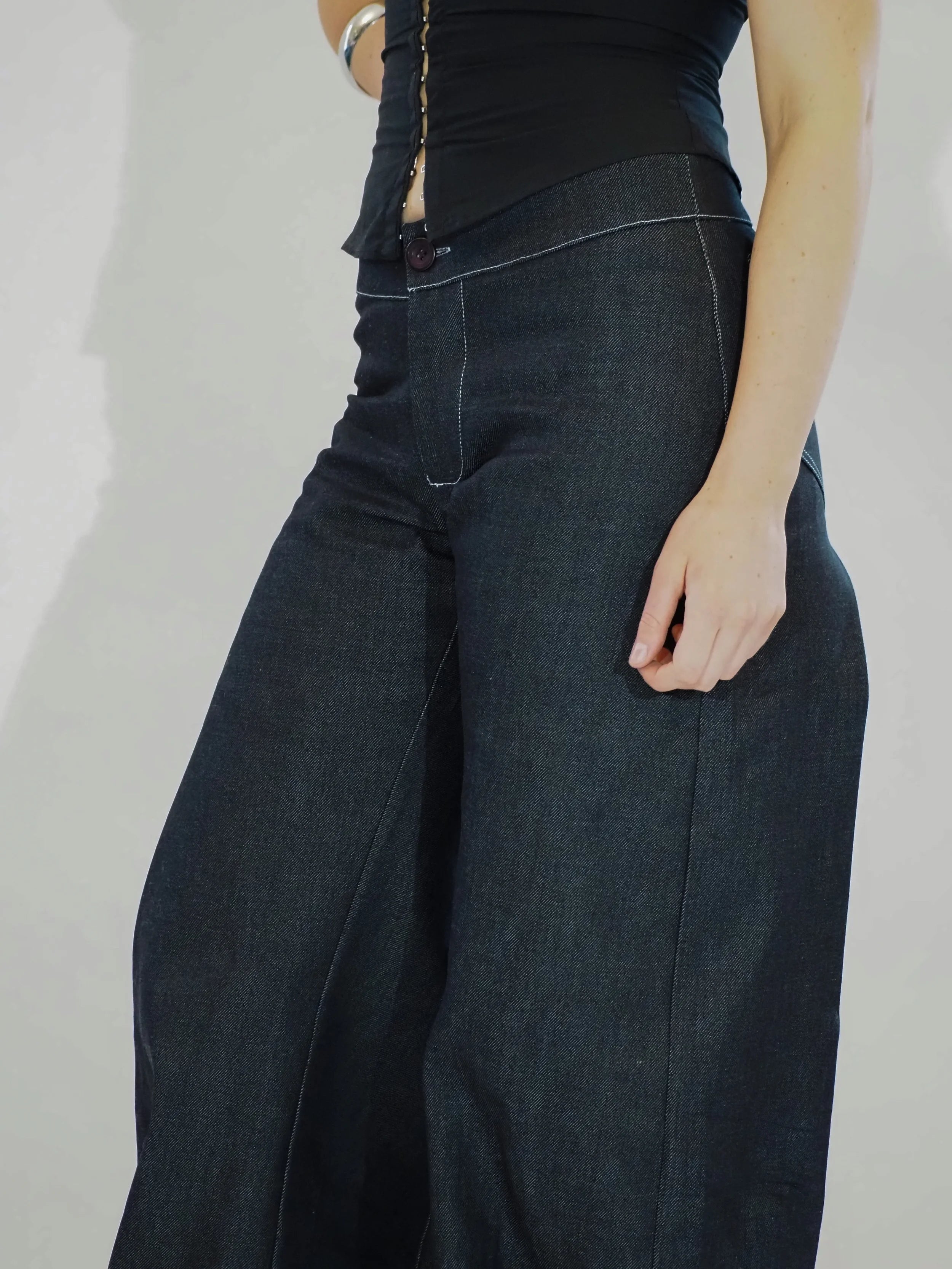 Obelia's Edie Jeans