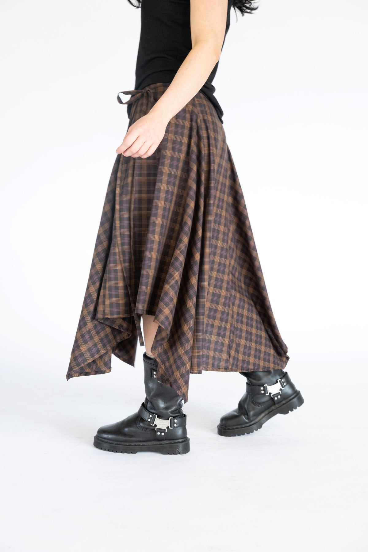 Obelia's Enya Wrap Skirt - Dark Plaid