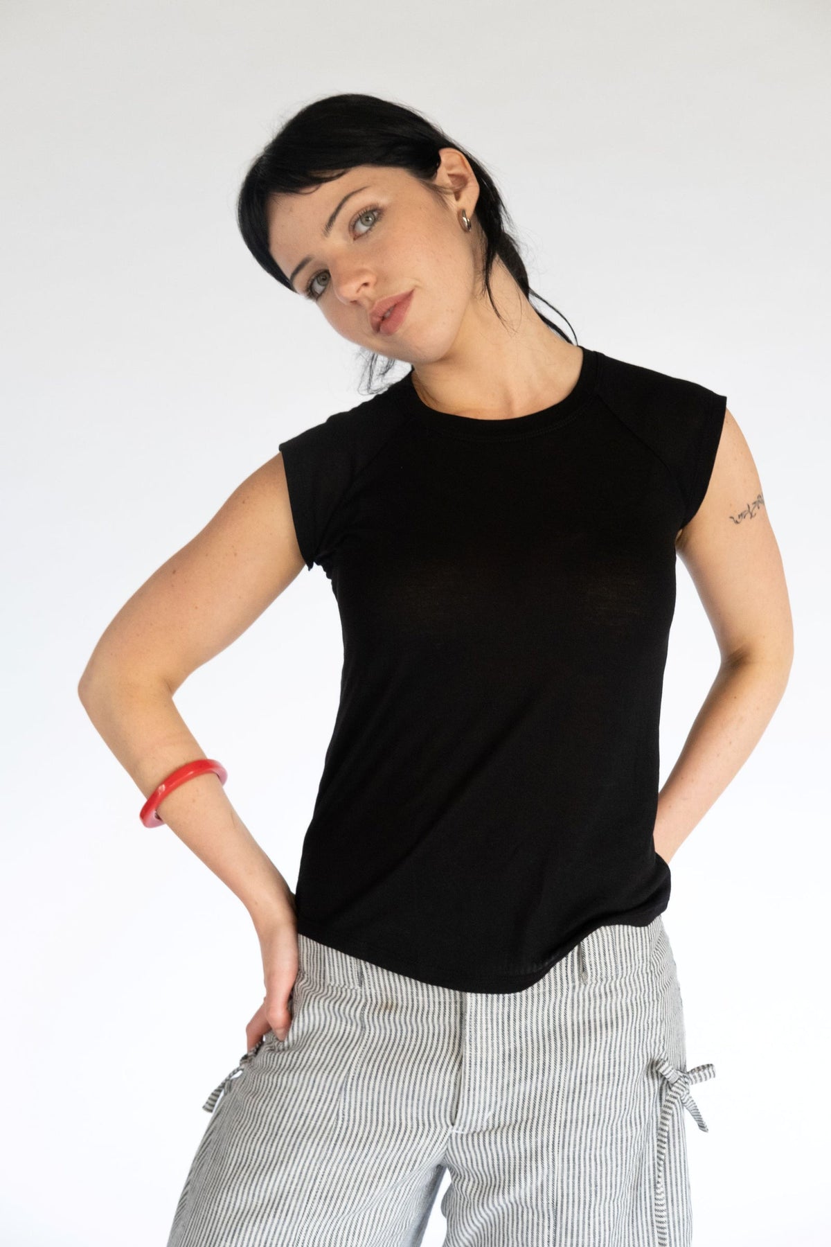Obelia's Mon Raglan Tee - Black