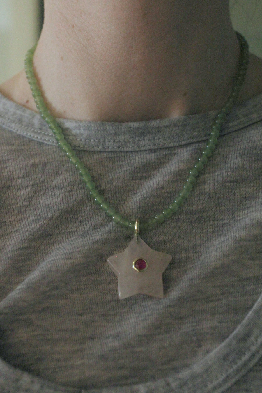 Par Moi Artemis Necklace - Rose Quartz